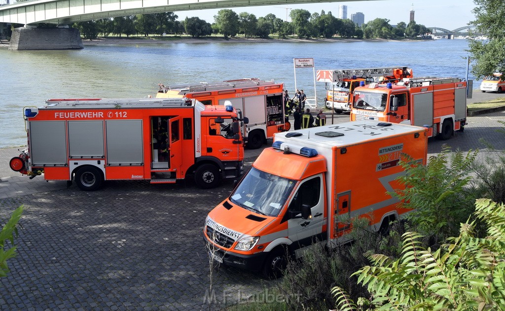 Schiff 1 Koeln in Hoehe der Koelner Zoobruecke P084.JPG - Miklos Laubert